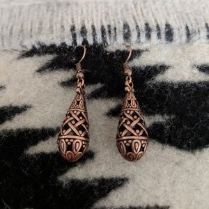 LAST PAIR Floral Lattice Teardrop Filigree Earring